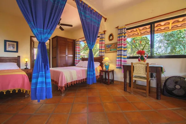 شقة بسريرين كوين بإطلالة على البحر مع أريكة، Casamar Suites 4/7
