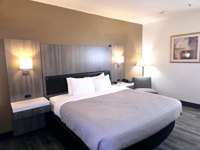 غرفة قياسية، Quality Inn & Suites Longview Kelso 3/6