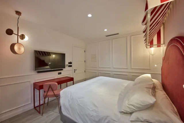 غرفة كومفورت بسرير كينج لذوي الإعاقة، Holm Hotel And Spa 3/6