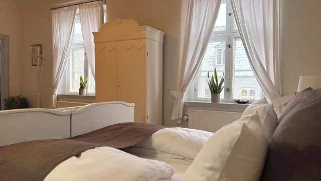 غرفة ديلوكس بسرير كينج، Brodremenighedens Hotel, BW Signature Collection 1/2