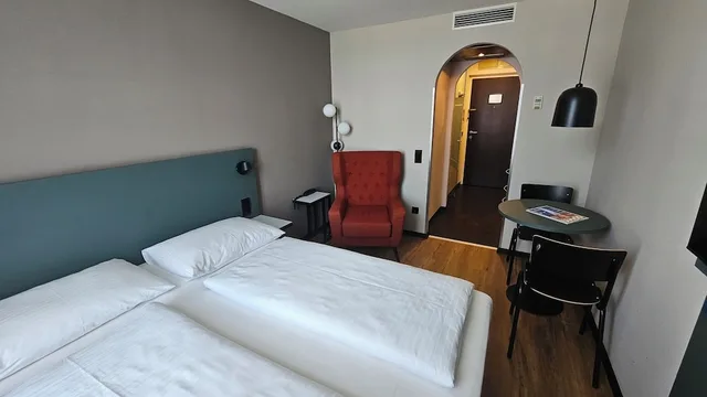 شقة ديلوكس بسرير كوين بشرفة، Living Hotel Kaiser Franz Joseph 1/4