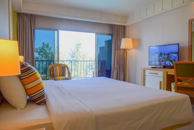 غرفة ديلوكس بسرير كينج، Seapine Beach Golf and Resort Hua Hin 1/2