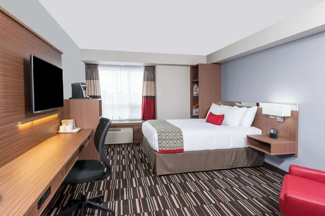 غرفة اقتصادية بسرير كوين، Microtel Inn Suites By Wyndham Fort St John 4/5