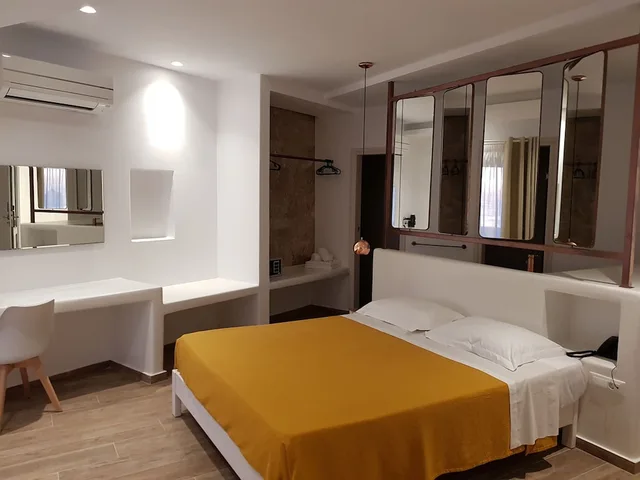 Exclusive, Queen Bed, Outdoor Jetted Tub، Gorgona 1/2