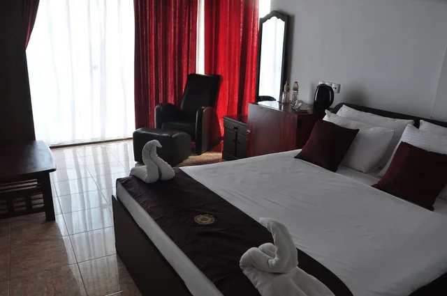 Deluxe, Queen Bed, Bay View, Balcony، Villa Hotel 8/10