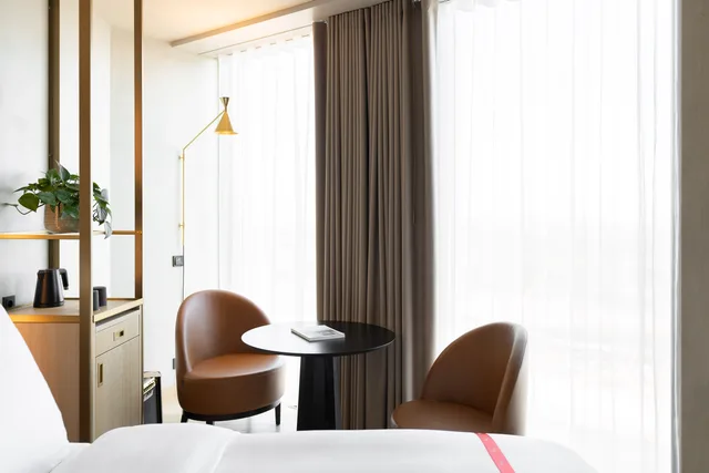 غرفة سوبيريور بسرير كينج، Ruby Emma Hotel & Bar 3/3