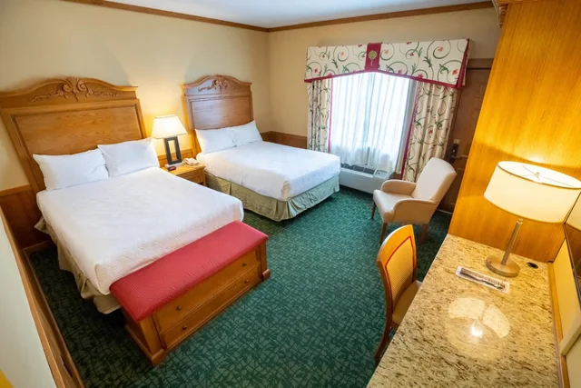غرفة ديلوكس بسرير مزدوج، Oglebay Resort Conference Center 3/6