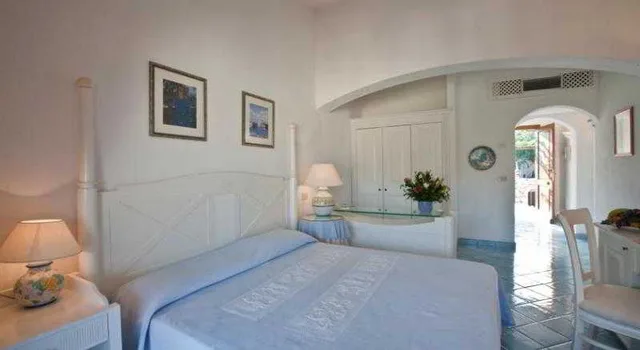 جناح جونيور بسرير مزدوج، Club Hotel Baja Sardinia 3/3