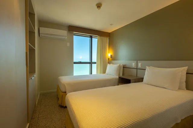 غرفة تنفيذية بسرير كوين وسريرين منفصلين، Blue Tree Towers Fortaleza Beira Mar 1/10