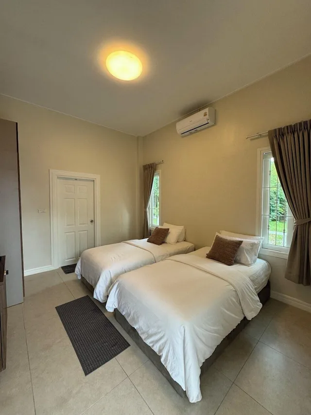 فيلا سيغنتشر بسرير كينج وسريرين منفصلين، Sabaii Bay Resort 4/9