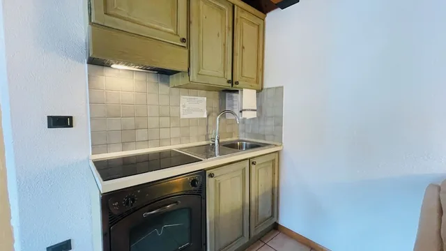دوبلكس بسرير كينج وسرير فردي بغرفة نوم واحدة مع أريكة، Residence villa Frejus 10/10