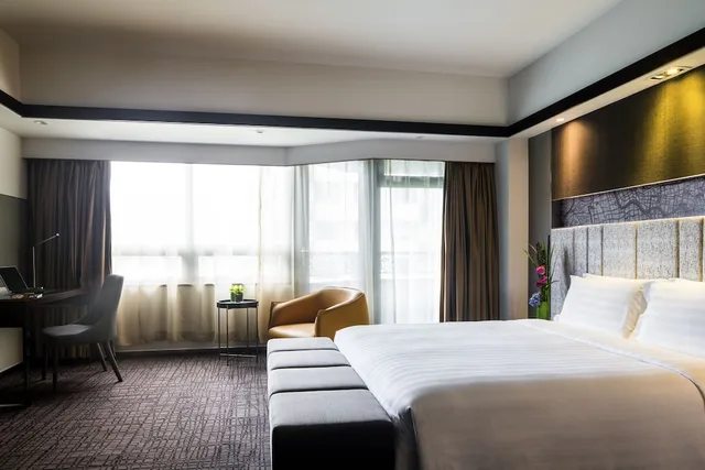 غرفة سوبيريور بسرير كينج بإطلالة على المدينة، Grand Mercure Shanghai Hongqiao 3/6