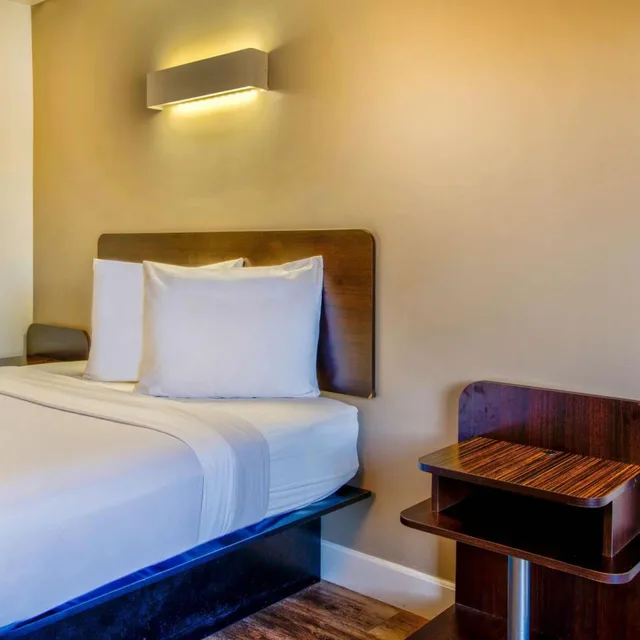 جناح، Motel6 Hesperia, CA - West Main Street - I-15 3/10