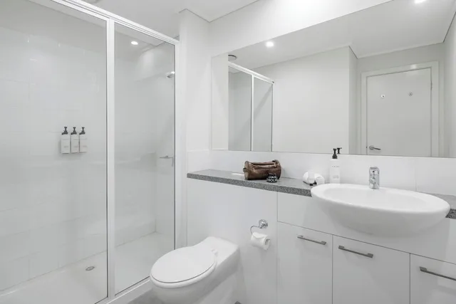 2 Bedrooms, Apartment, Queen and Twin Beds, Quest Southbank 9/10