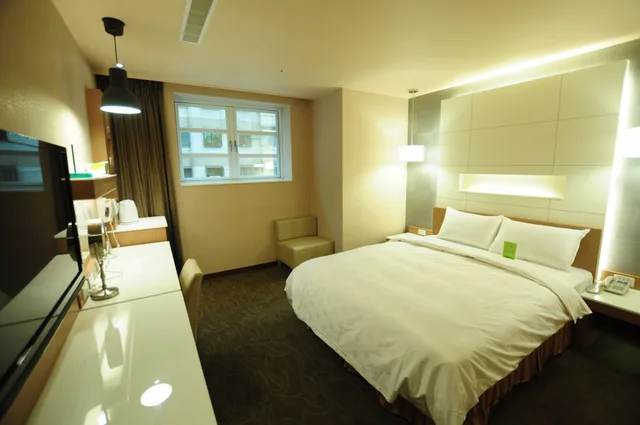 Business, Double Bed, Kindness Hotel - Sanduo Shopping District 4/10