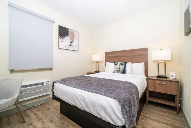 Room, Queen Bed, Accessible, Urban Boutique Hotel 1/1