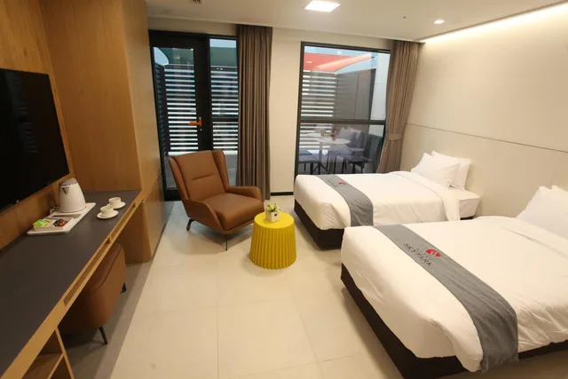 Deluxe, Balcony, Hotel Skypark Daejeon I 7/10