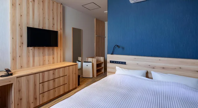Superior, Double Bed, Y S Cabin And Hotel Naha Kokusaidori 1/2