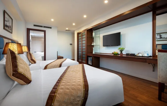 غرفة بريميير ديلوكس بسرير كوين بإطلالة على المدينة، SKYLARK HOTEL 6/10