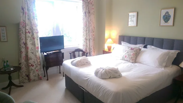 Montgomery, Deluxe, King Bed, Lochinver Guest House 5/10