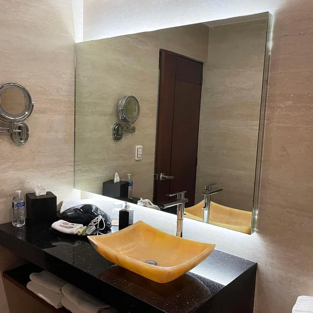 Suite King, Hotel Victoria Poza Rica 8/10