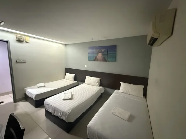 غرفة عائلية بثلاثة أسرّة، Tiong Nam Hotel 4/10