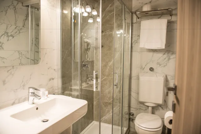 غرفة سوبيريور بسرير كوين، Cardano Hotel Malpensa 3/4