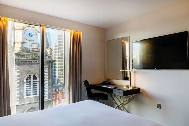 غرفة سوبيريور بسرير كينج، Leonardo Hotel London Aldgate - Formerly Hotel Saint 4/5
