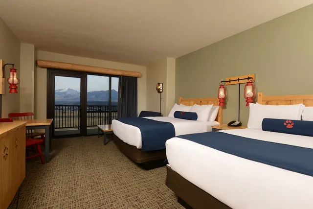 جناح ديلوكس بسريرين كوين بإطلالة على الجبل مع أريكة، Great Wolf Lodge Colorado Springs 1/5