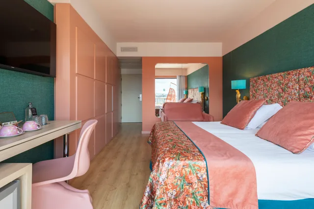 Comfort, Single, NYX Hotel Ibiza - Adults Only 4/8