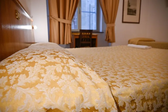 غرفة ثلاثية بثلاثة أسرّة، Piccolo Hotel Etruria 2/4