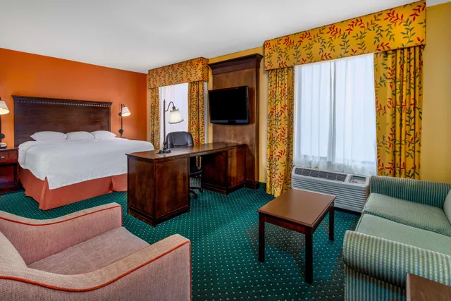 استوديو بسرير كينج مع أريكة لذوي الإعاقة، Hampton Inn and Suites Sacramento-Elk Grove Laguna I-5 4/4