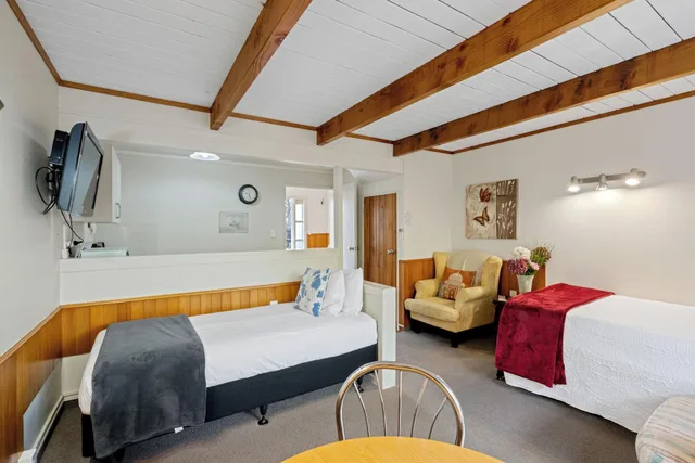 كوخ عائلي، Cottage Mews Motel 7/10