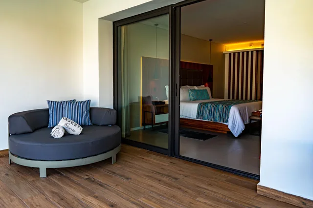 Master, Suite, Quadruple, Pool View، Majestic Elegance Costa Mujeres 1/5