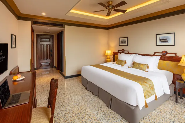غرفة بريميوم بسرير مزدوج أو سريرين منفصلين بإطلالة على المدينة، Silk Path Grand Hue Hotel 5/6
