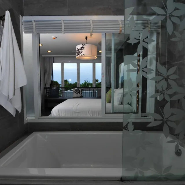 غرفة سوبيريور بسرير مزدوج بإطلالة على البحر بإطلالة جزئية على البحر، CHER RESORT 9/9