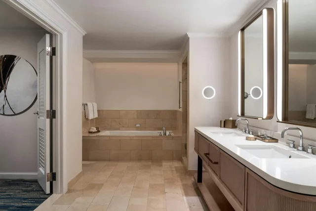 2 Bedrooms, Club, Premium, Suite, Villa, Club Lounge Access، The Ritz-Carlton Dallas, Las Colinas 9/10