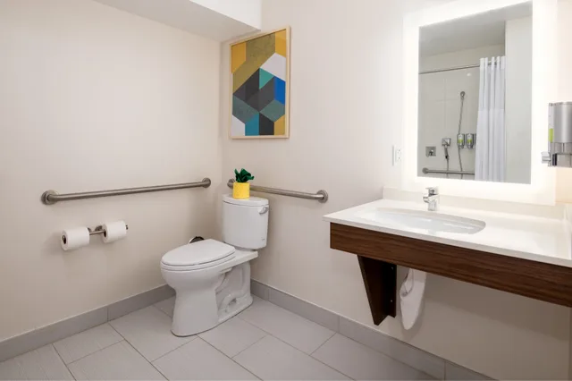 Z, Suite, King Bed, Accessible، Hotel Z - Gaslamp San Diego 2/3
