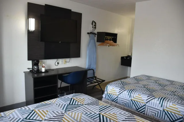غرفة ديلوكس رباعية، Studio6 Grand Prairie, TX 6/10