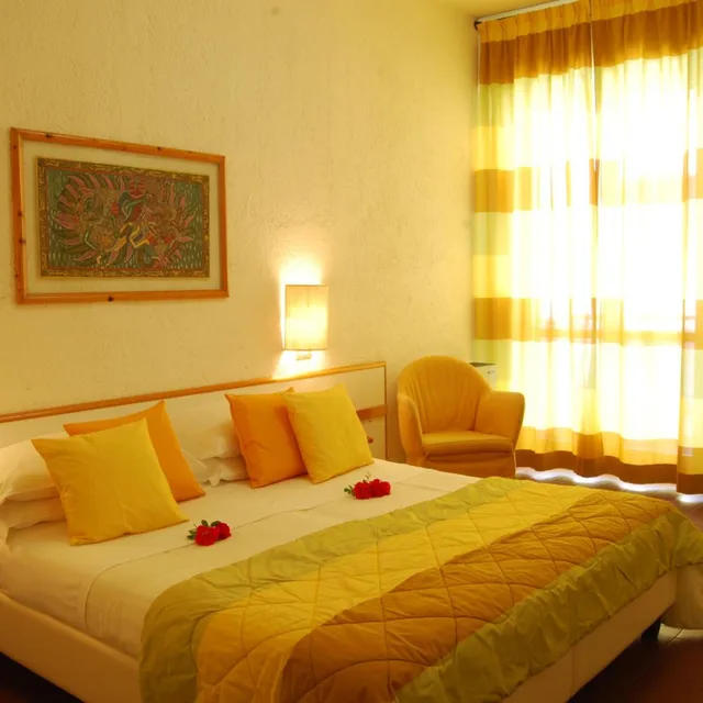 Room, Twin Beds, Convertible Double Bed، Hotel Bellevue, Sure Hotel Collection by Best Western 2/7