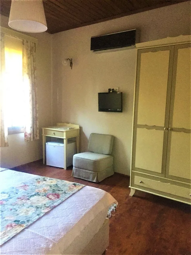 جناح عائلي بسريرين منفصلين وسرير كينج، Ninova Pension 4/5