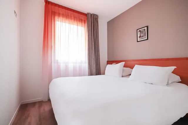 شقة بسرير مزدوج بغرفة نوم واحدة مع أريكة، Appart City Confort Lyon Gerland 2/5