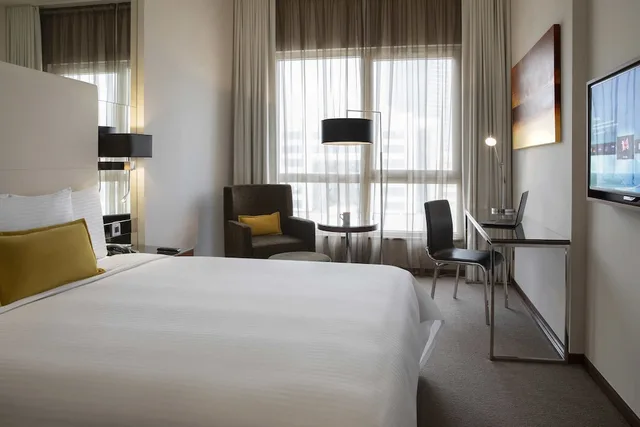 Centro, Queen Bed, High Floor، سنترو عليا من روتانا(Centro Olaya By Rotana) 5/10