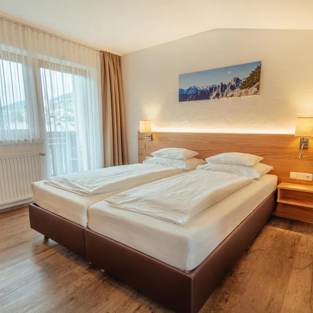 غرفة بسرير مزدوج بشرفة، Hotel Gesser Sillian 5/10