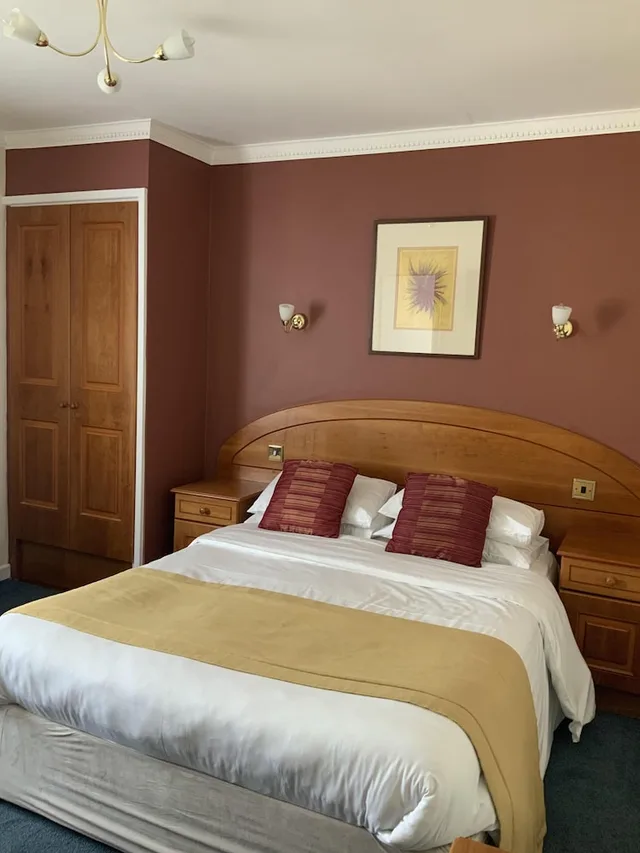 Room, Double Bed, Partial Coast View، Marina Metro 2/4