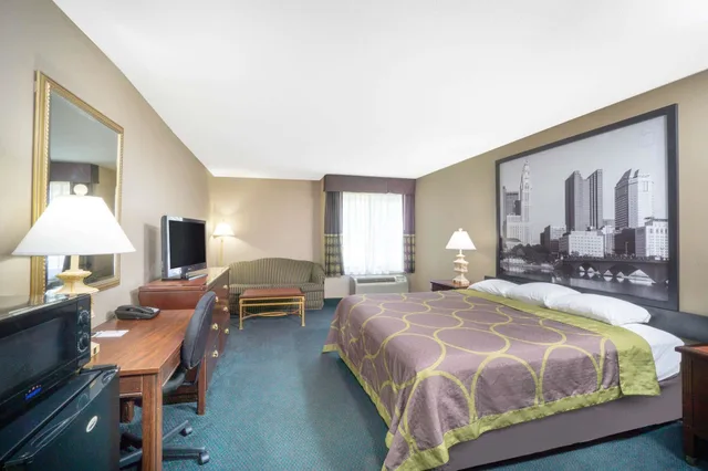 غرفة بسرير كينج، Super 8 by Wyndham Harrison OH 6/9