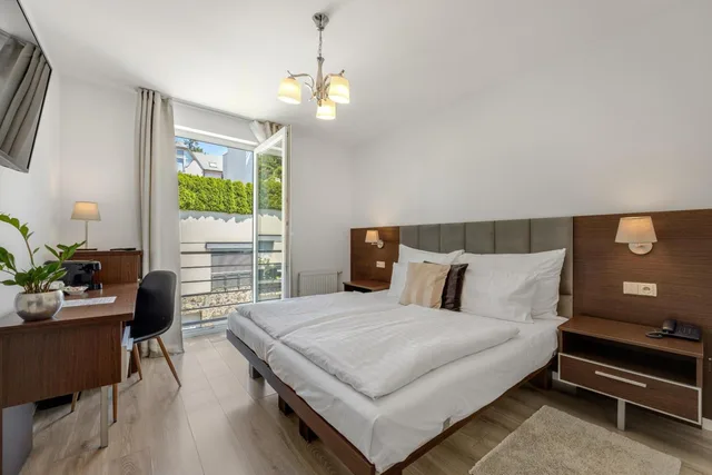 Standard, Double Bed, Antares Hotel 7/10