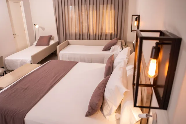 غرفة سوبيريور ثلاثية بسريرين منفصلين مع أريكة، RVHotels Broquetas Spa Termal 3/5