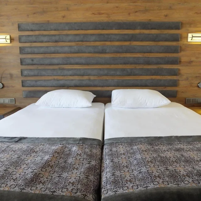 غرفة بسرير مزدوج بإطلالة على المسبح، Riviera Zen Hotel - Adult Only 4/10