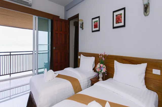 غرفة قياسية بسرير مزدوج بإطلالة على البحر، Royal Hill Satun Hotel 4/7